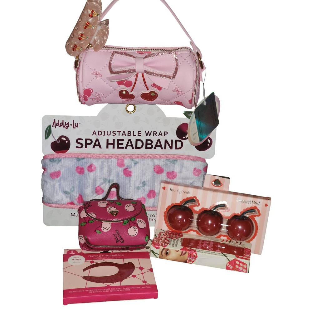 Juicy Couture Cherry Beauty Bundle Mini Bag Spa Headband Lip Balm Set Pink